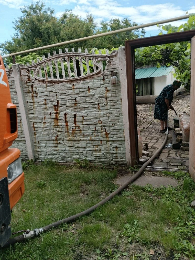 В Кировском внутригородском районе при поддержке региона-шефа Московская область продолжается подвоз