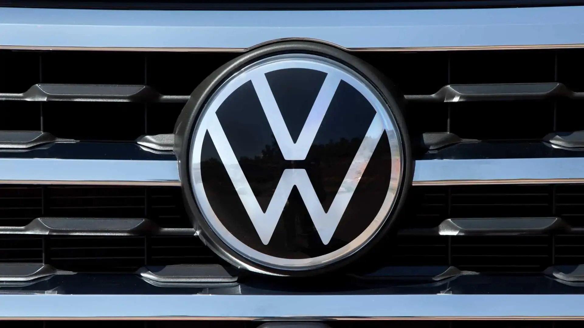 😨 Volkswagen на грани краха: топ-менеджеры оценивают положение концерна как критическое

#новости #