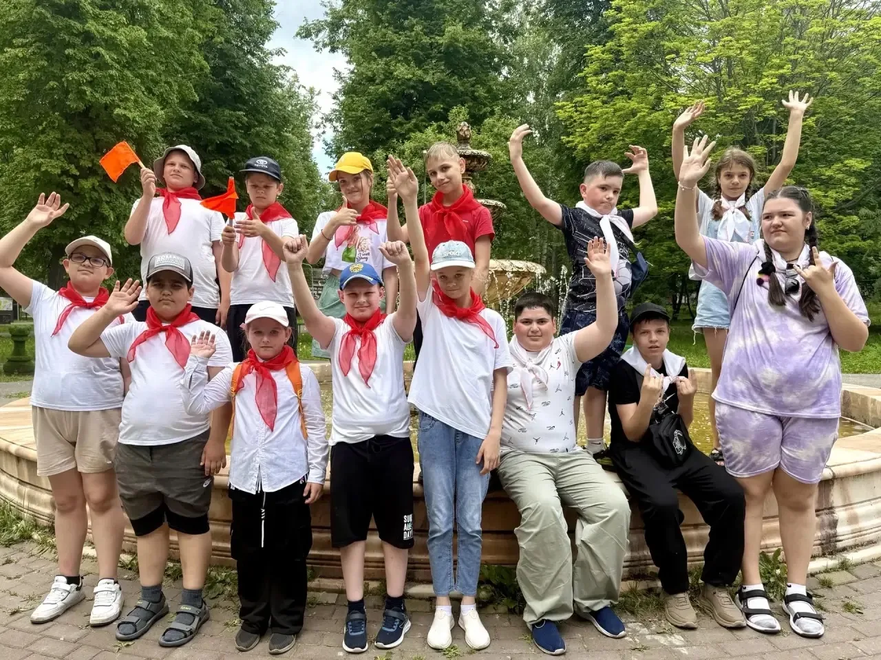 #Солнышко_лагерь_школа8
☀️Вторая неделя «Играй-города» в летнем оздоровительном лагере «Солнышко»☀️ 