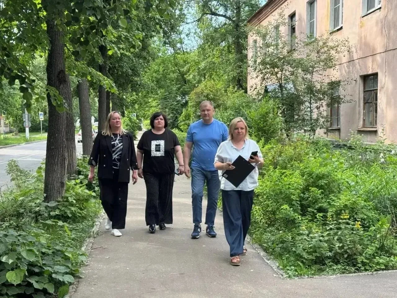 Уважаемые жители! 

📌 Напоминаем, что на этой неделе пешие обходы заместителей главы Жуковского про