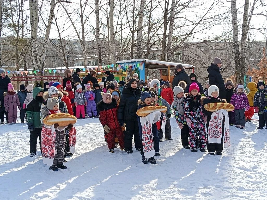 МАСЛЕНИЦА У ВОРОТ!

    Шумно и весело прошли сегодня в детском саду масленичные гуляния.     
    В