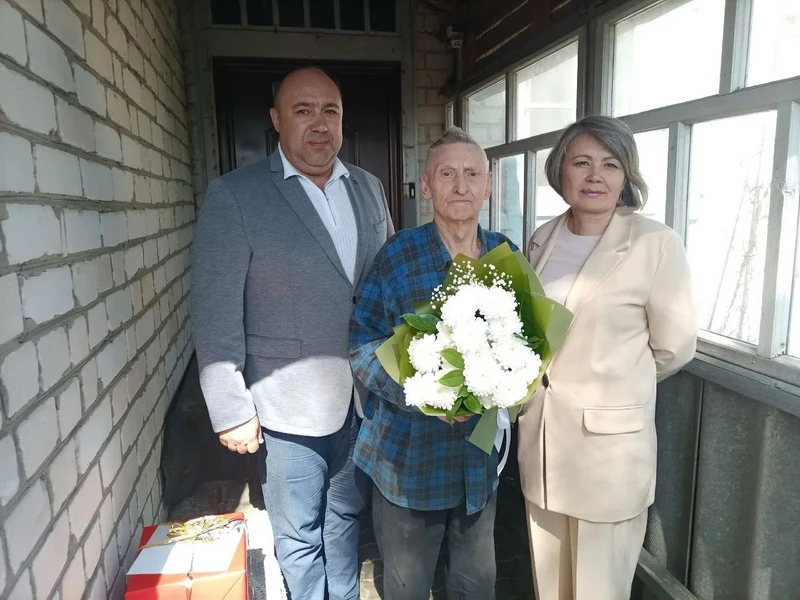 💐 В преддверии Дня Победы управление социальной защиты населения Балахнинского округа совместно с а