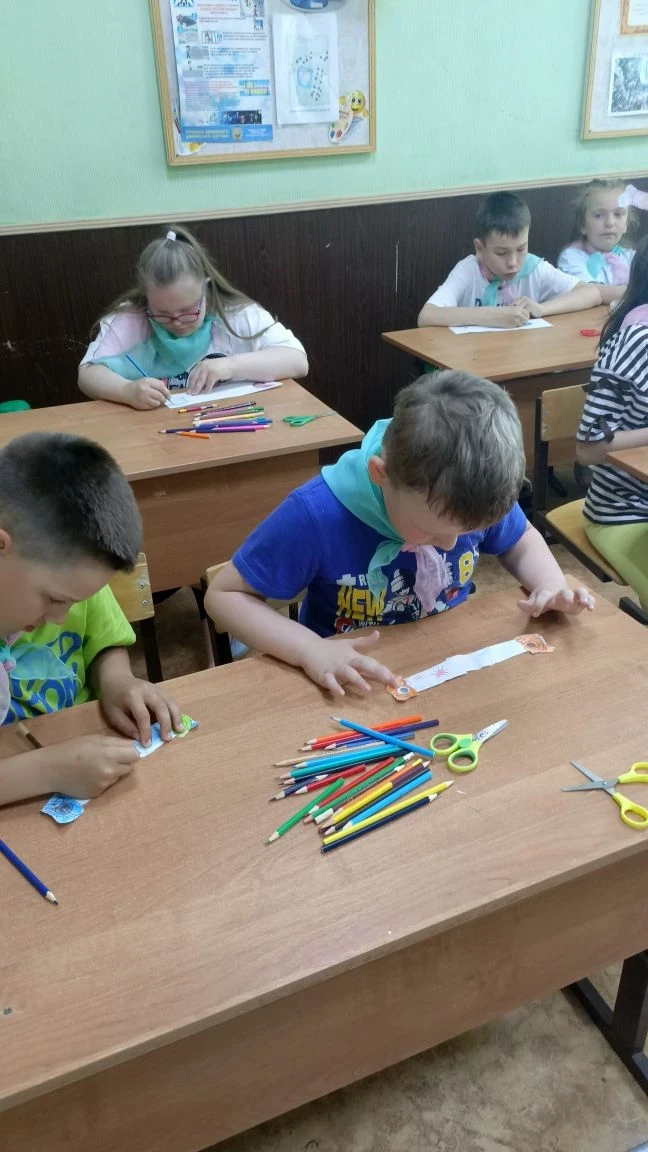 10 июня в нашем пришкольном лагере "Затейники" прошёл удивительный день, посвящённый искусству и тво