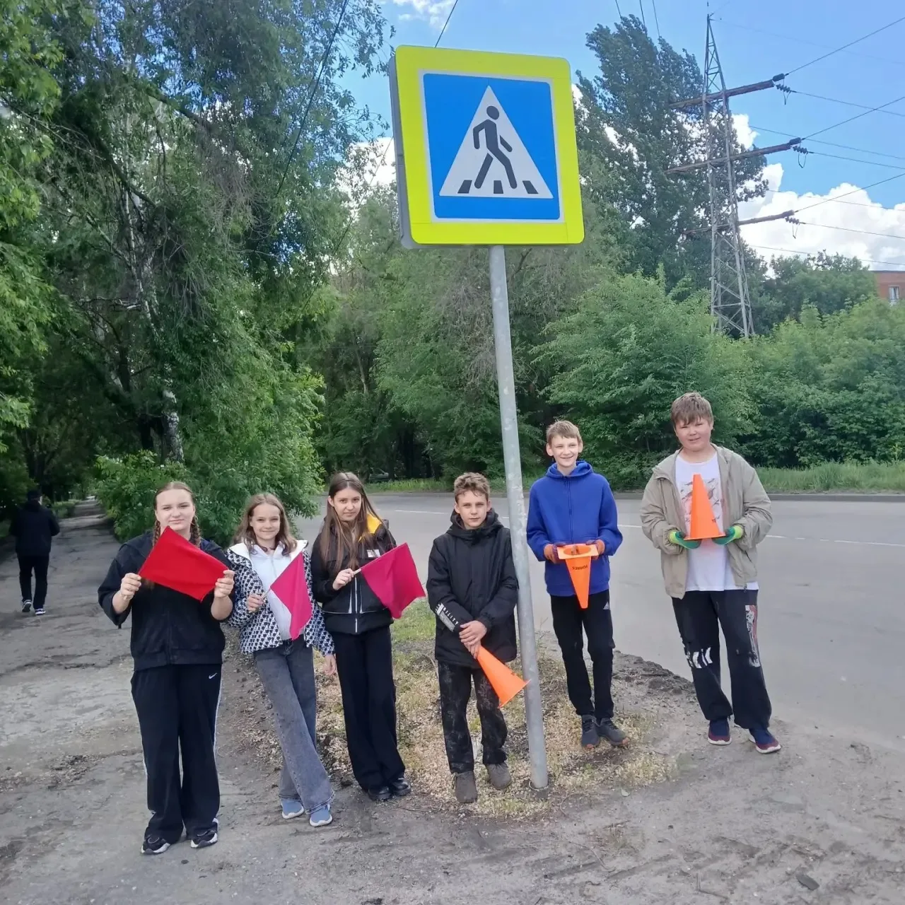 В лицее началась V трудовая четверть. 
29 мая 2026 г. участники трудовой бригады, ученики 7а класса 