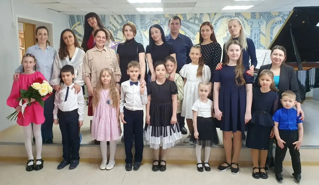 💐 Успешное окончание учебного года отметили на сцене! 🎹

Юные пианисты, ученики класса преподавате