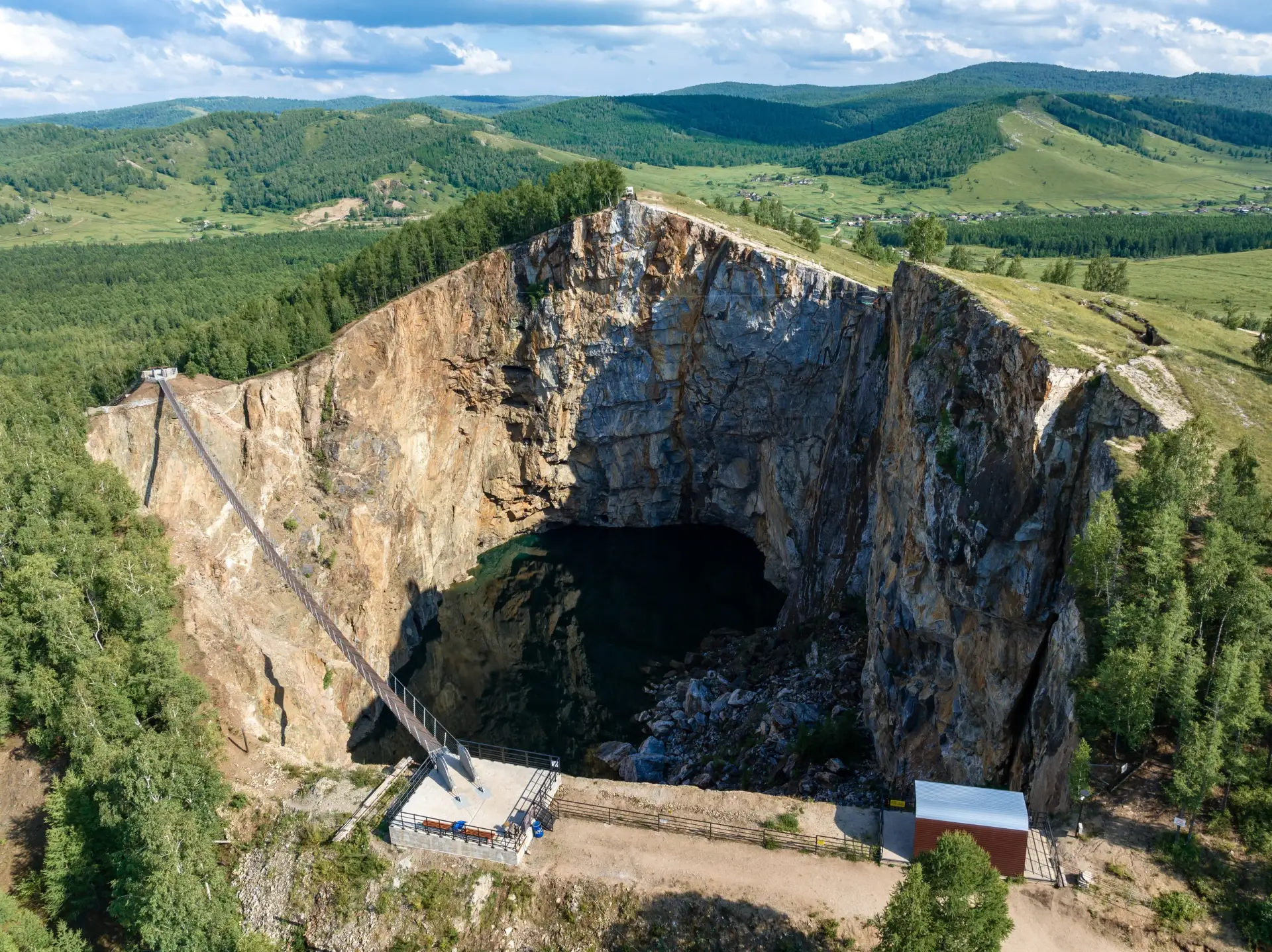 ⚡ Увидеть САМУЮ МОЩНУЮ ГЭС России, спуститься в настоящую шахту и сделать шоколадные конфеты своими 