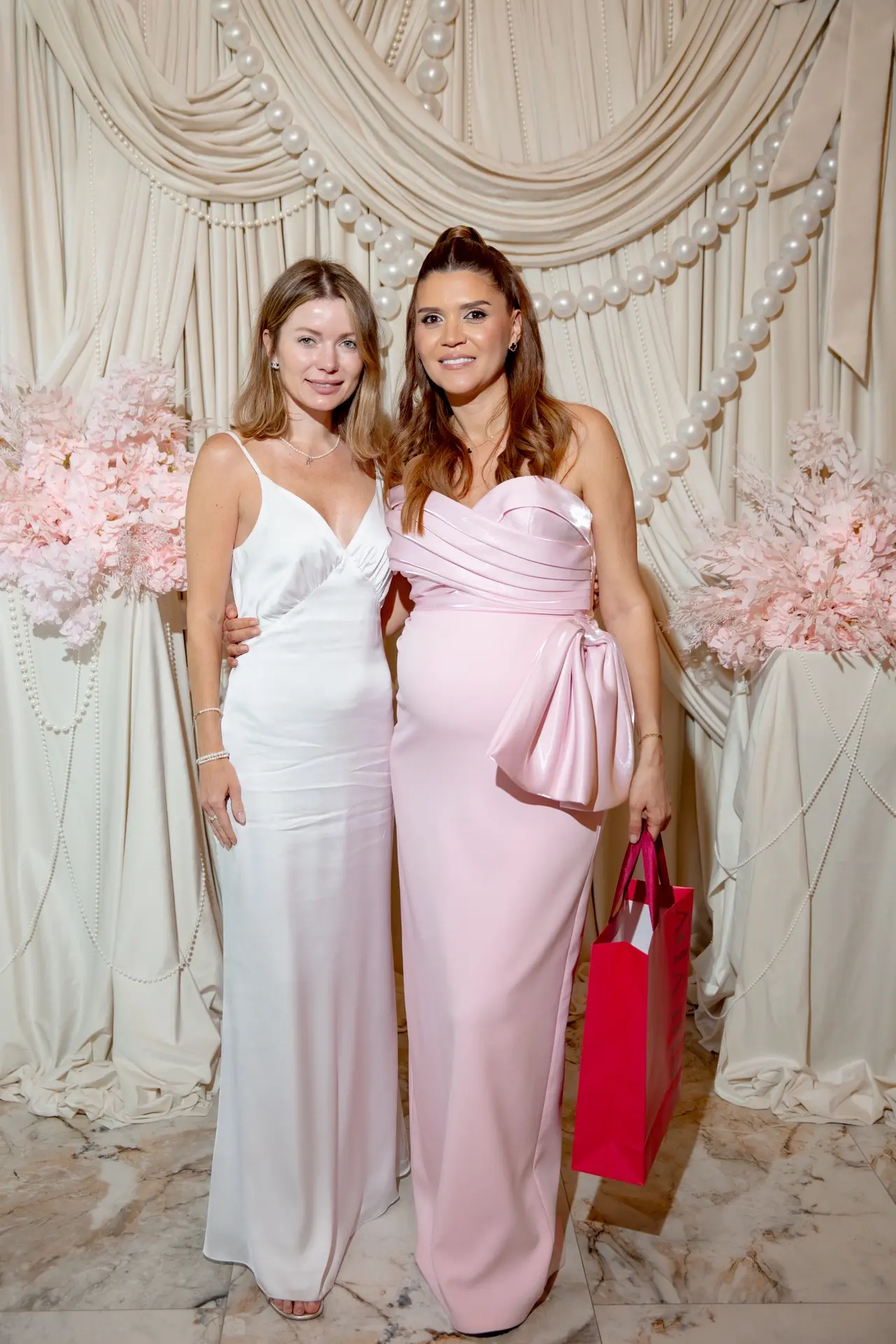 Главное событие прошедшей недели: baby shower Ириши Акопян. У Иры два взрослых парня, и вот наконец-