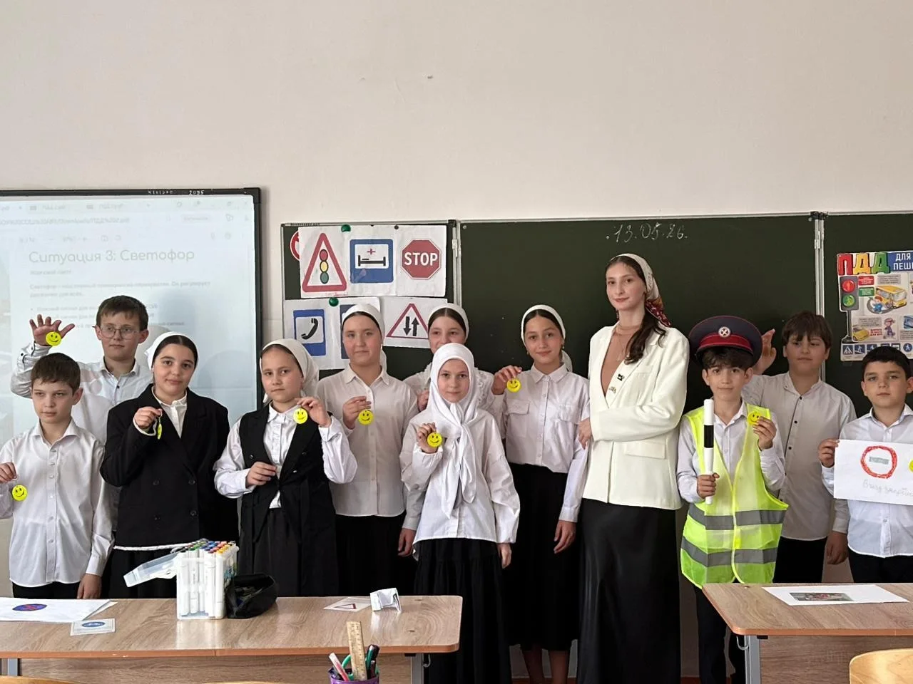 В объединении «ПДД» Центра детского технического творчества г.Аргуна прошло отрытое занятие на тему:
