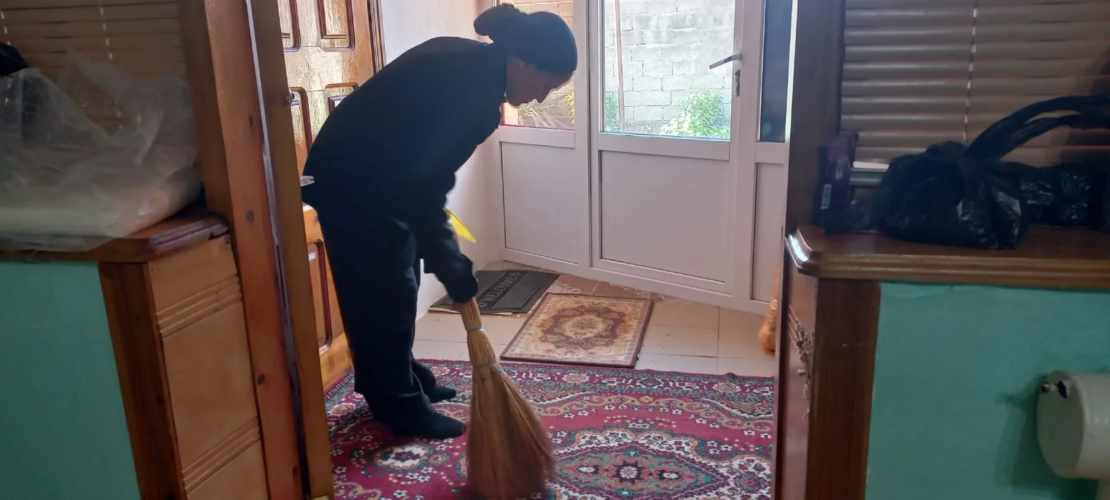 🏡Социальный работник с.Таловка Алиева Марият оказала подопечным отделения социального обслуживания 