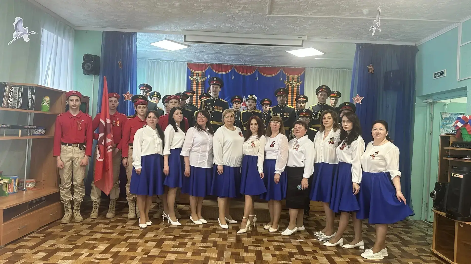6 мая в нашем дошкольном отделение прошел праздник, посвященный празднованию 81-ой годовщины Победы 