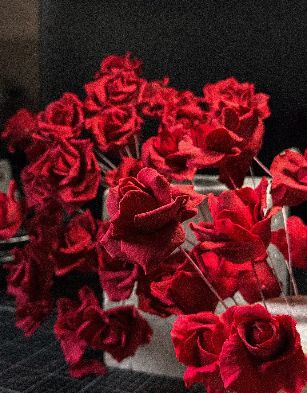 А мы продолжаем создавать красоту для торта «Бразилия» ❤️

🌹Не отличить от настоящих, скажите?

htt