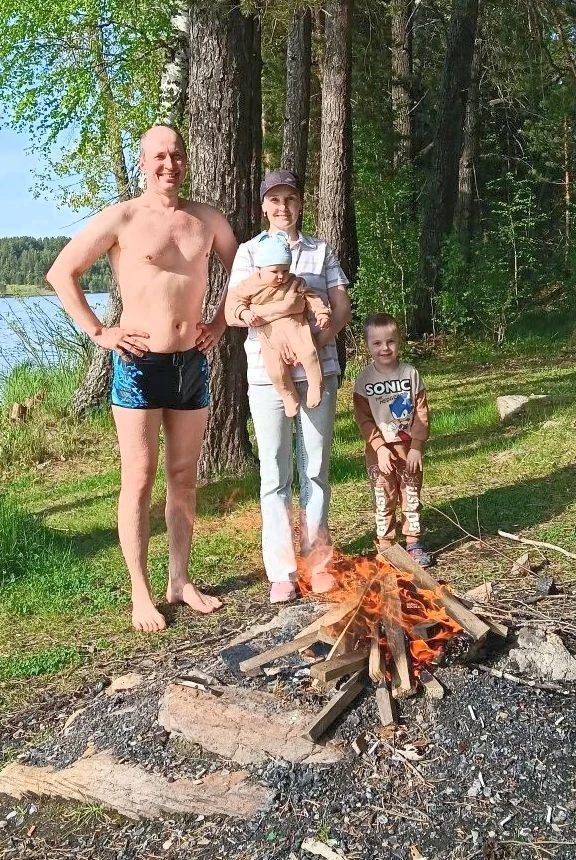 Наши спонтанные выходные 🔥🏕

Кто-то 🏊 купался, кто-то учился разводить 🔥костер, кто-то  играл в 