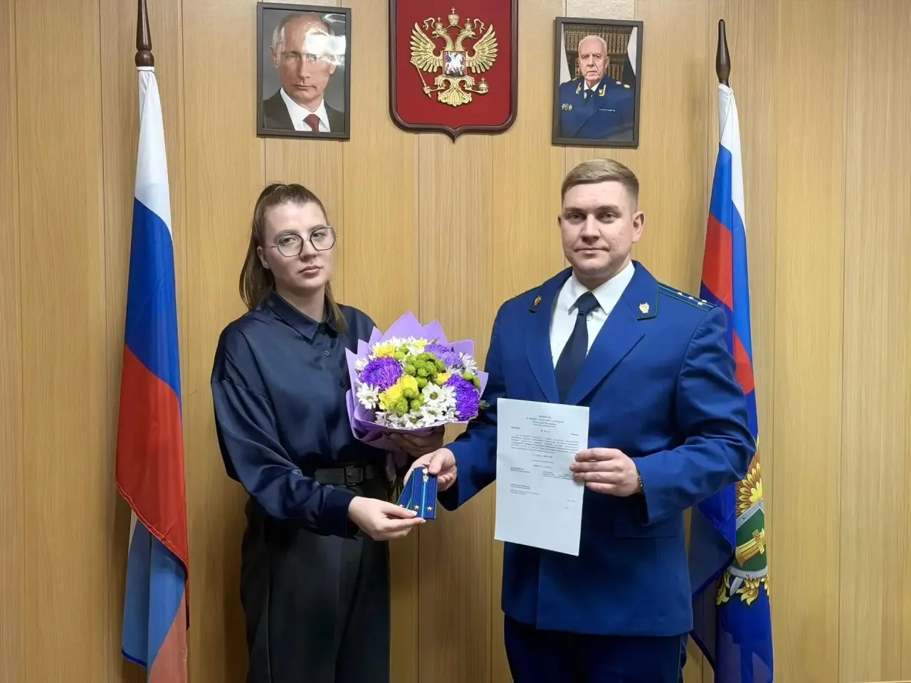 В Восточно-Сибирской транспортной прокуратуре молодым специалистам вручены первые погоны и присвоены