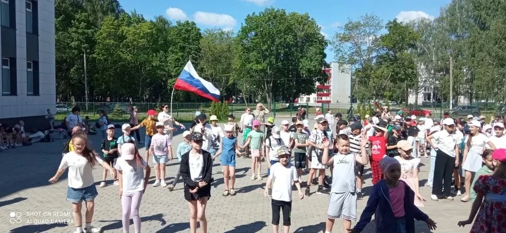 Сегодня наш лагерь посетил замечательный парк великов 🚲
• Там находится музей велосипедов, где ребя
