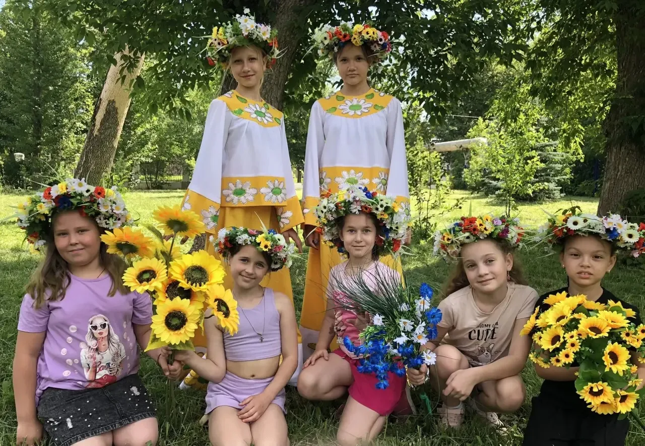 Сегодня в школьном лагере прошли мероприятия, посвящённые Дню России! 🇷🇺Ребята приняли  участие в 