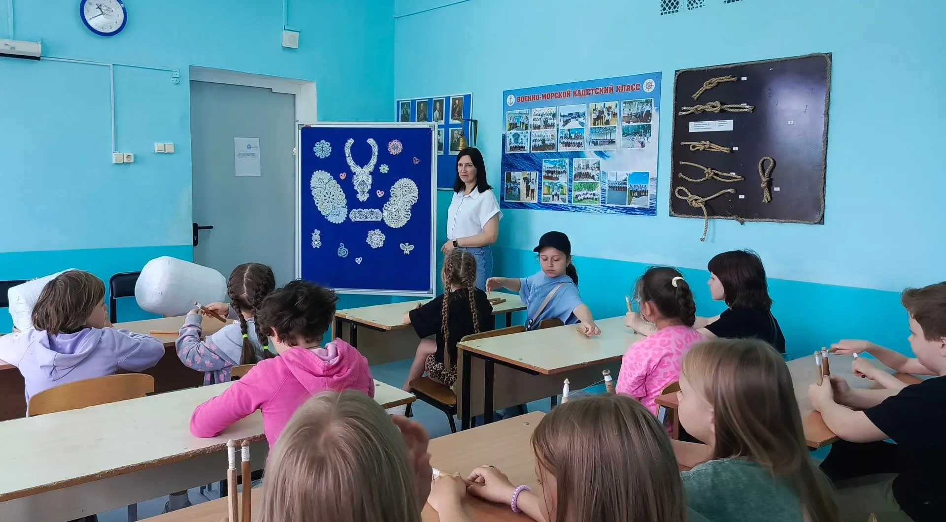 Культурно‑просветительское мероприятие в лагере «Улыбка» 🧵✨             В рамках культурно‑просвети