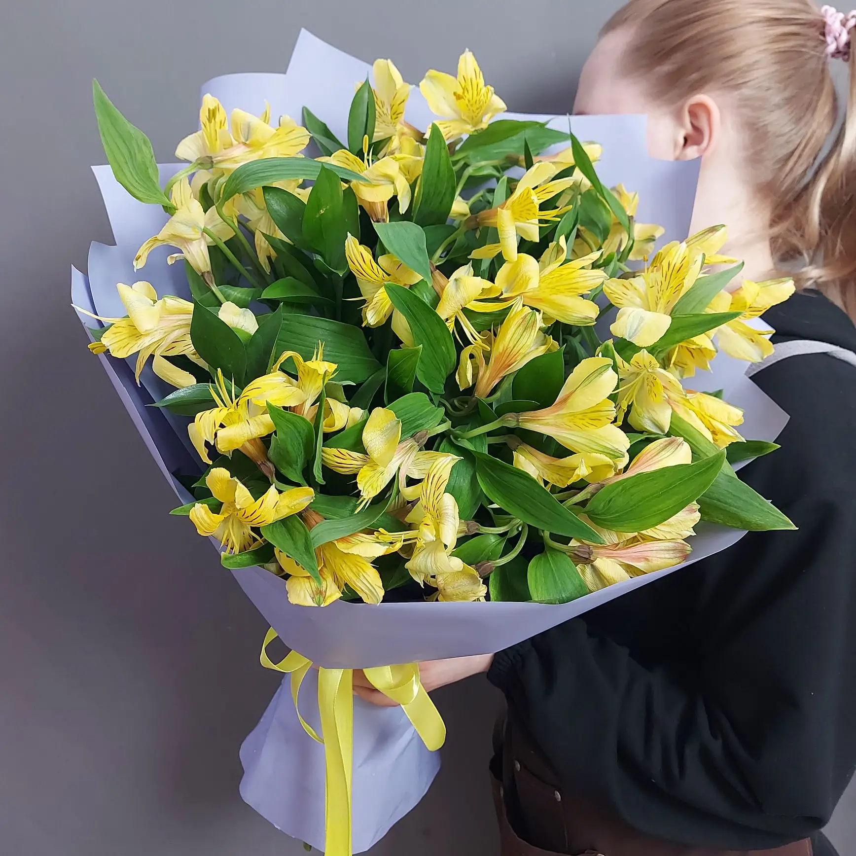 ☀️Монобукет из 9 желтых альстромерий в оформлении

🌿Стоимость 3'100₽
Цена актуальна на дату публика