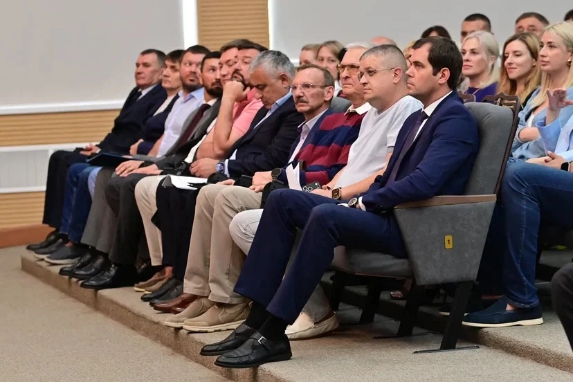 🇷🇺Принял участие в XXXVIII конференции Новороссийского местного отделения Партии «ЕДИНАЯ РОССИЯ». 