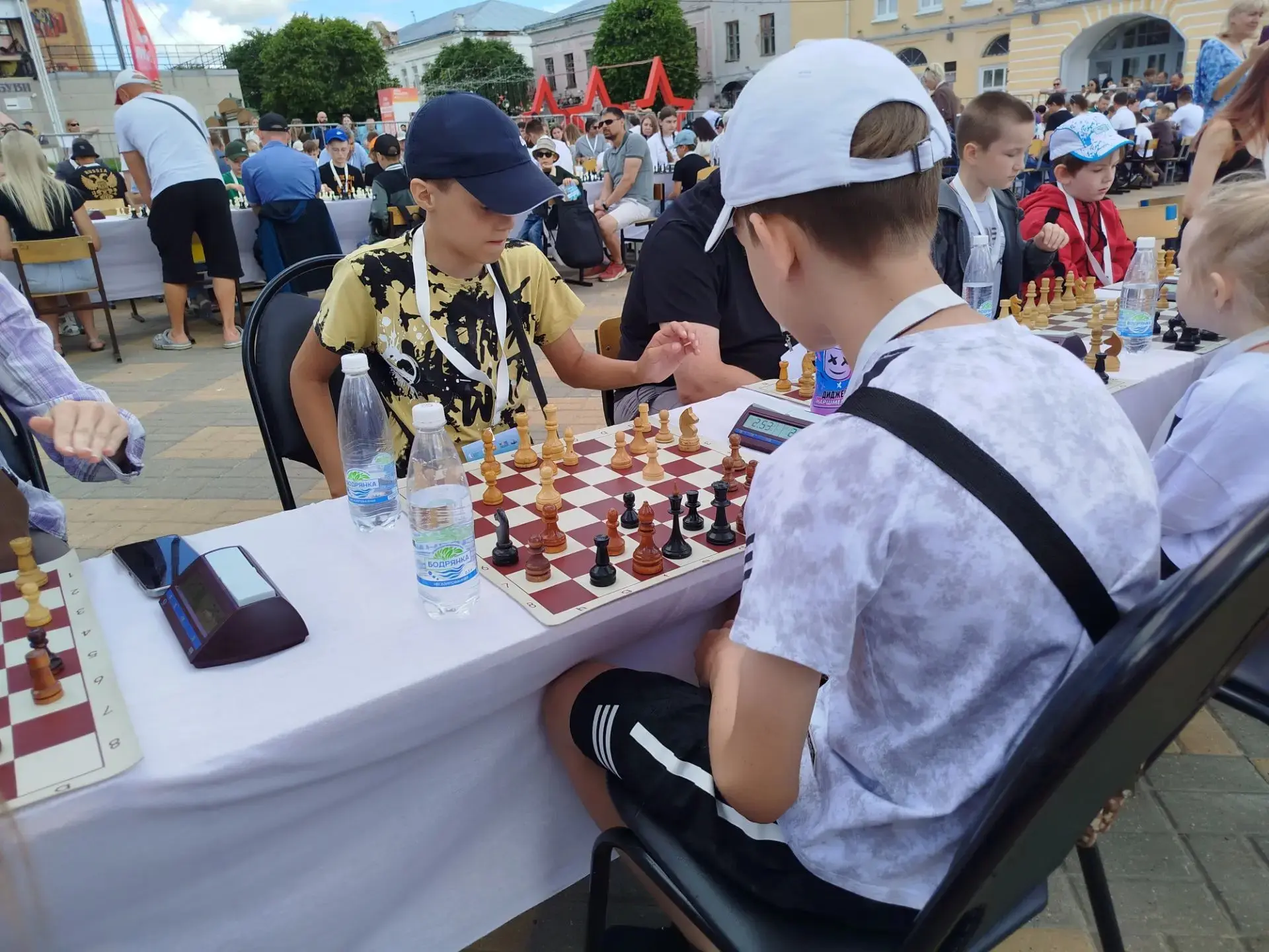 ♟♟🎯Ребята из 5Г открыли для себя шахматную страницу лета.
Скворцов Константин и Поздняков Владислав