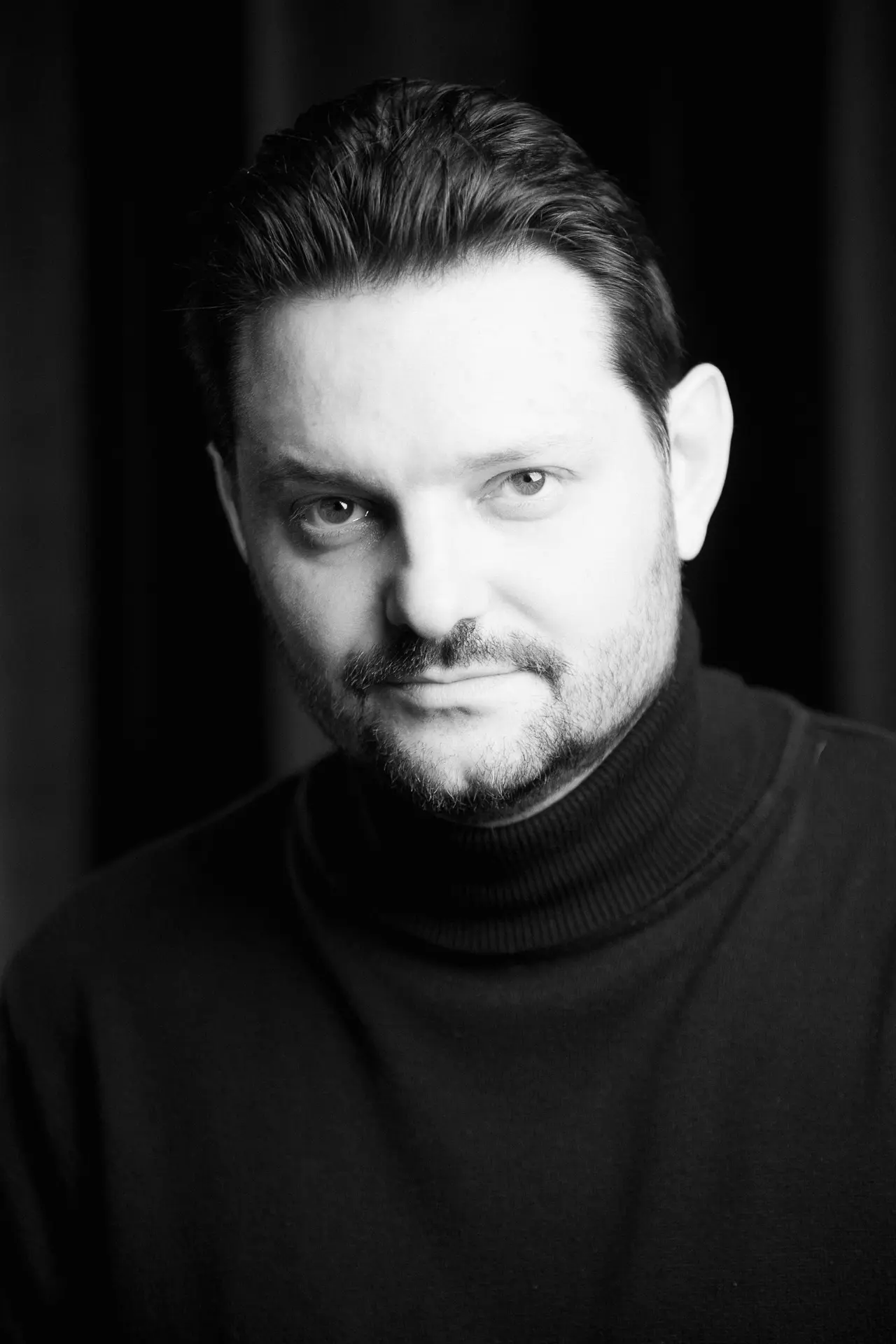 🎉 Сегодня празднует день рождения актер Анатолий Кузьмин!

Дорогой Анатолий! Пусть жизнь будет насы