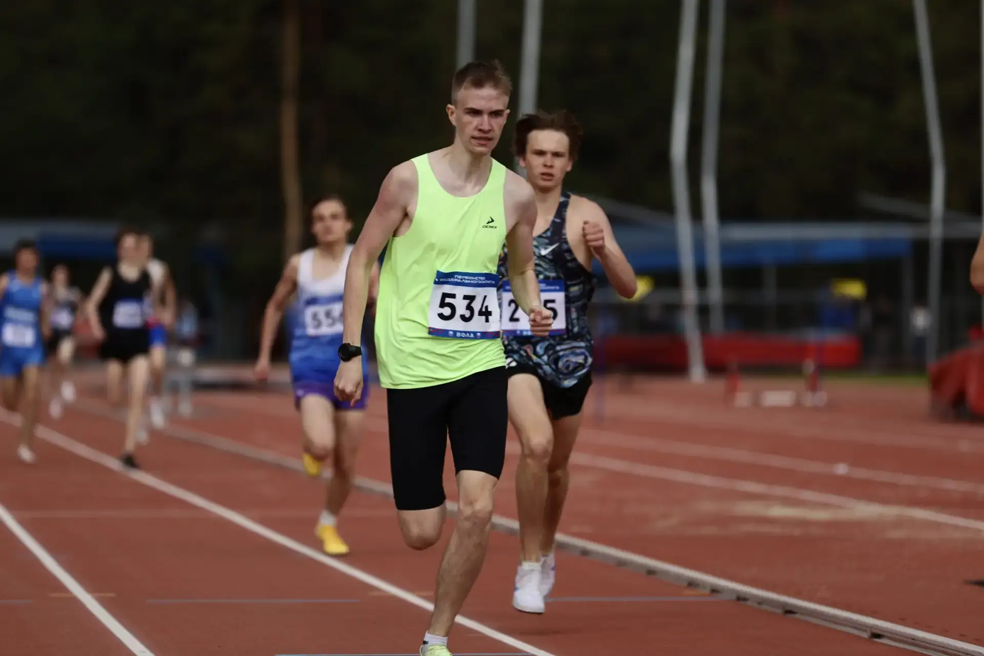 🏆 Ура! Наш спортсмен на высоте! 🏃‍♂💨

С 18 по 21 мая в Челябинске прошло Первенство Уральского фе