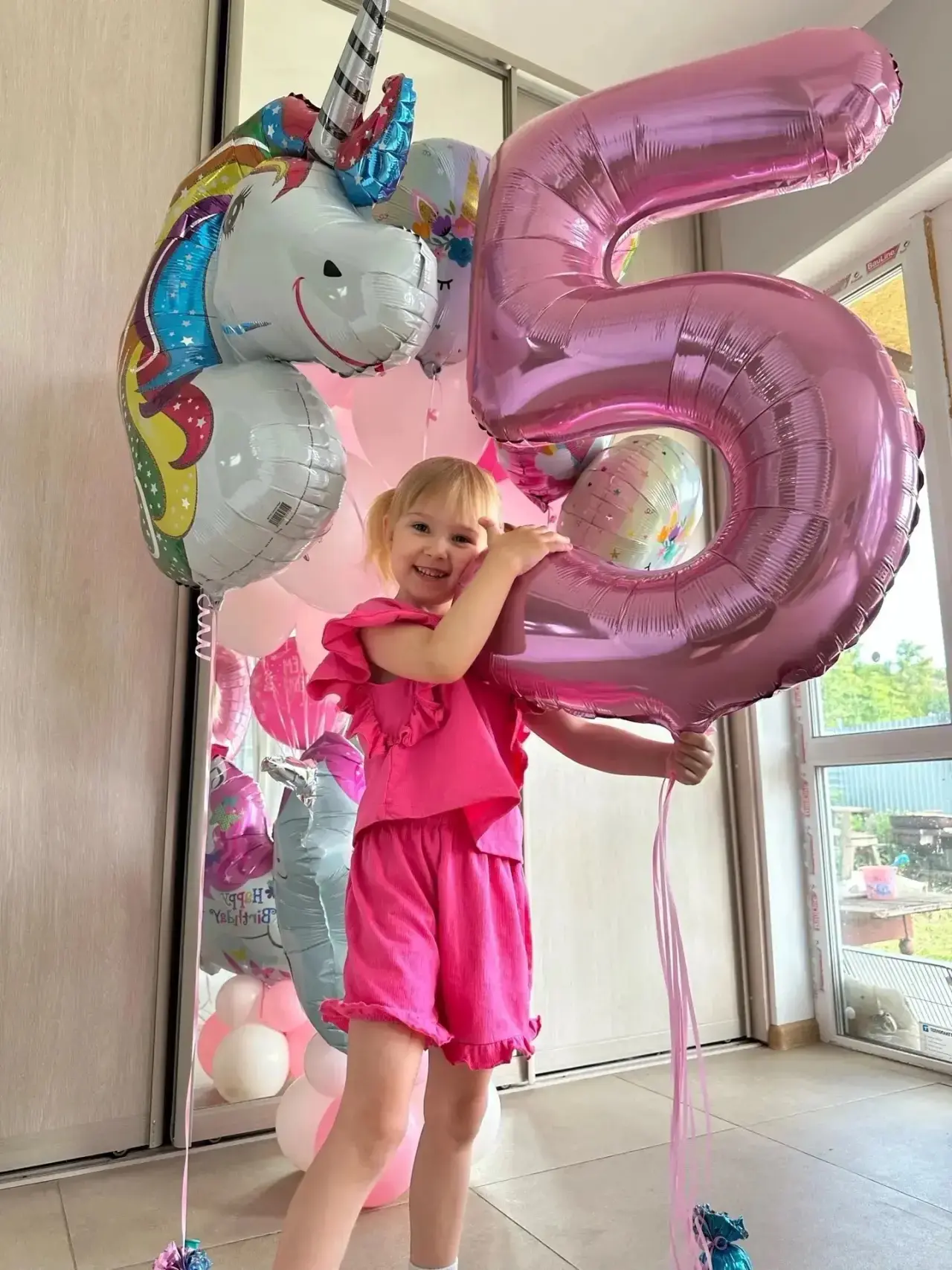 Ура! 5 лет нашей звёздочке Евочке Бутенко! 🎂✨
Поздравляем нашу маленькую именинницу! Будь самой сча