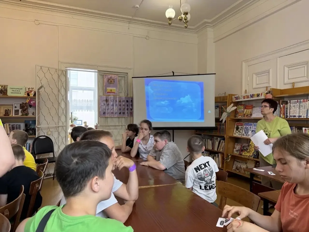 Четвёртый и пятый дни в лагере нашей школы прошли очень насыщенно.

Дети посетили городскую библиоте
