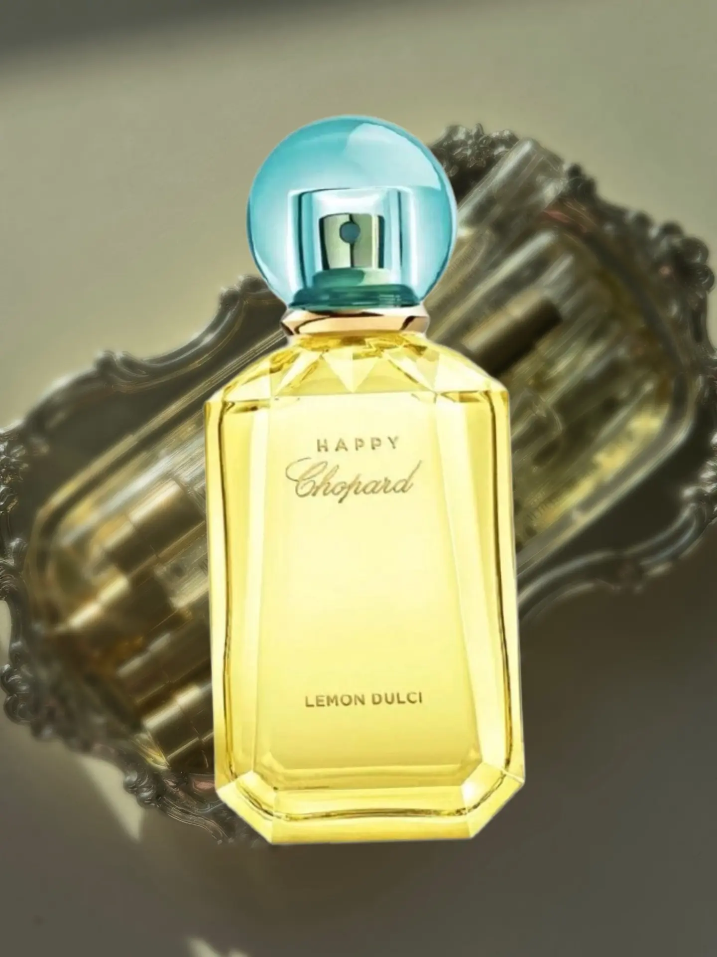 Недооценила я Happy Chopard Lemon Dulci в прошлом году, почему-то после затеста он у меня затерялся 