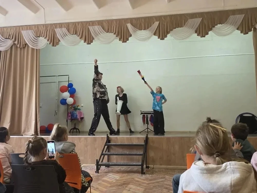 ✨ Волшебный день в пришкольном лагере ✨

9 июня в наш пришкольный лагерь приехали специалисты с увле