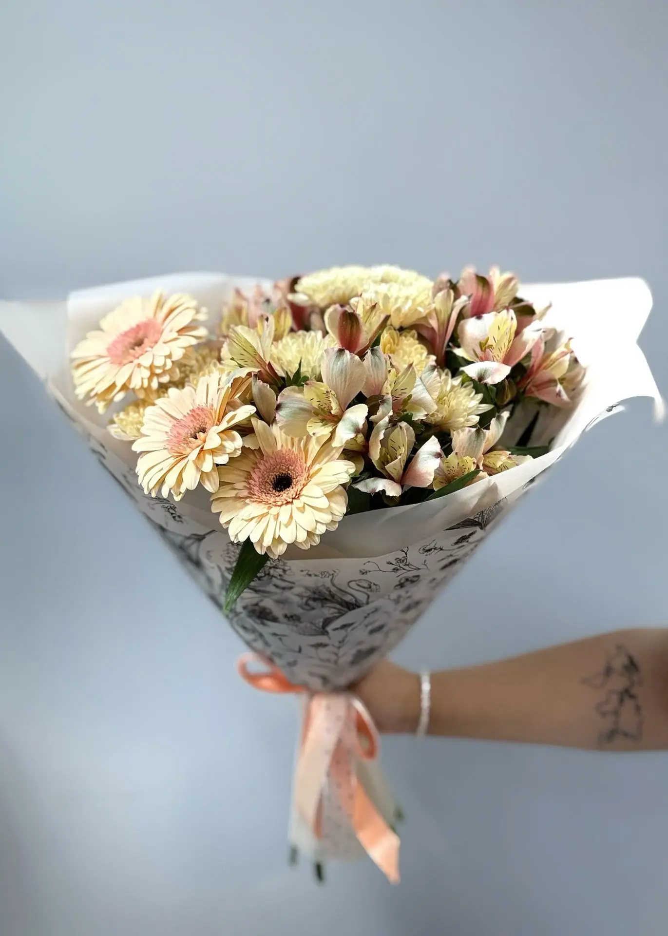 Букет с герберами💐
1650р