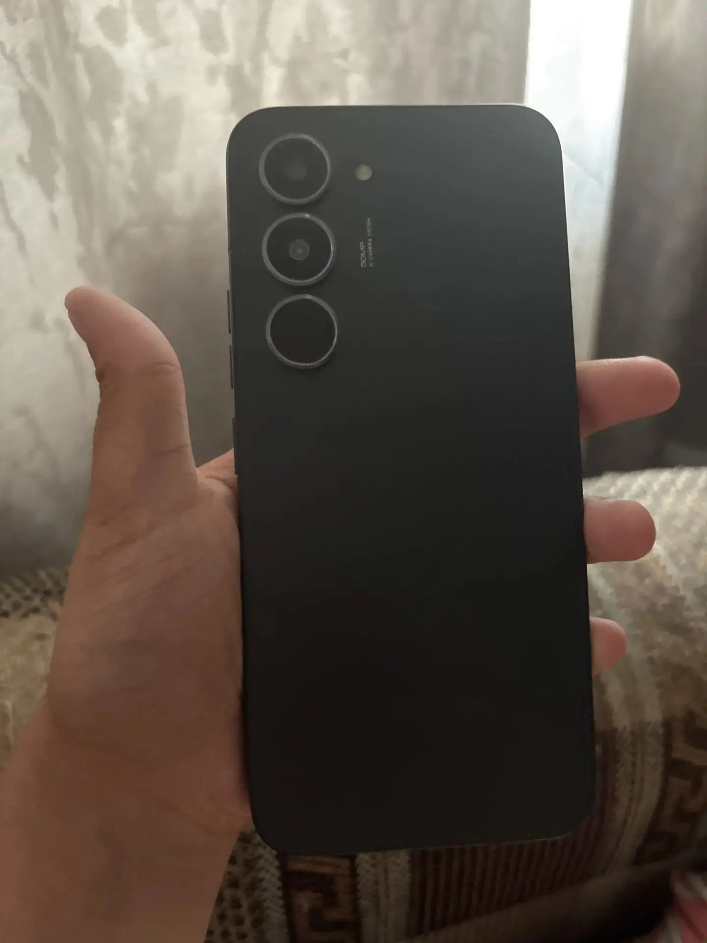 Здравствуйте 
Продам телефон Tecno KM6 
Коробка есть, зарядка тоже 
Состояние хорошее
12тр быстрым о