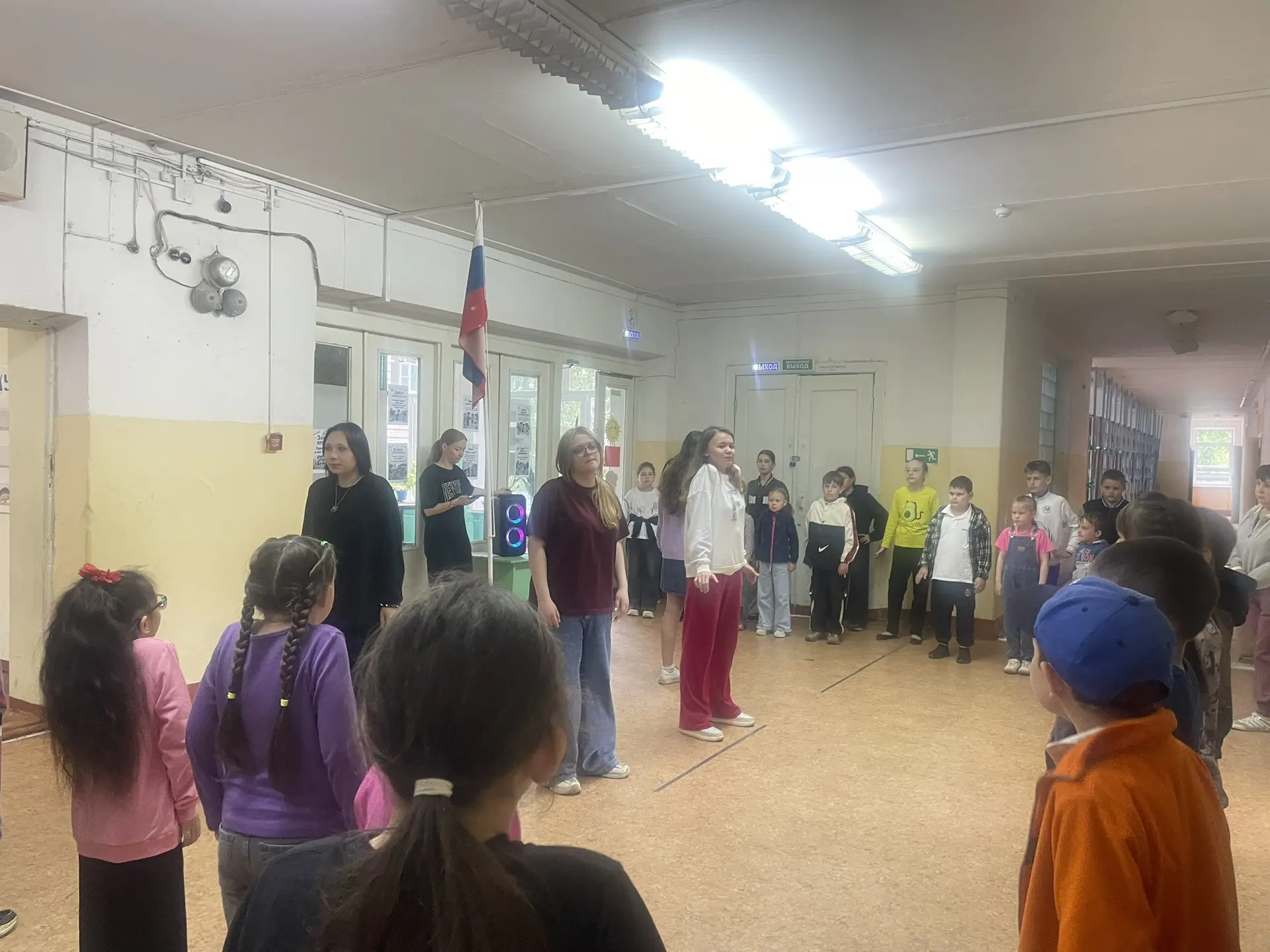 Насыщенный день в нашем лагере! 🤩

Сегодняшний день в нашем лагере был просто невероятно насыщенным
