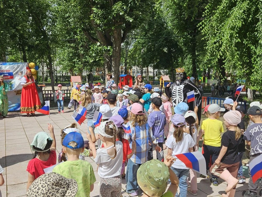 🇷🇺Праздник "Россия - Родина моя!"
В преддверии главного праздника нашей страны в детском саду прош