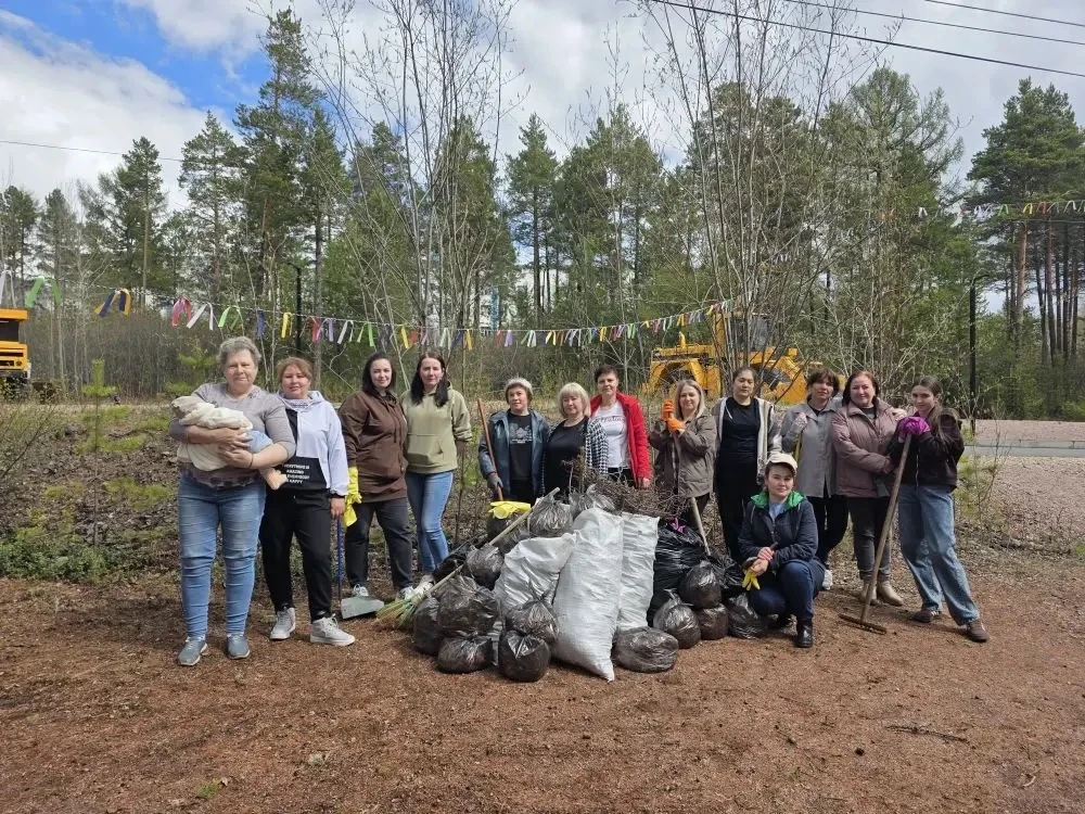 🧹🌿 Городской субботник в преддверии праздников! 

На прошлой неделе в рамках подготовки к национал
