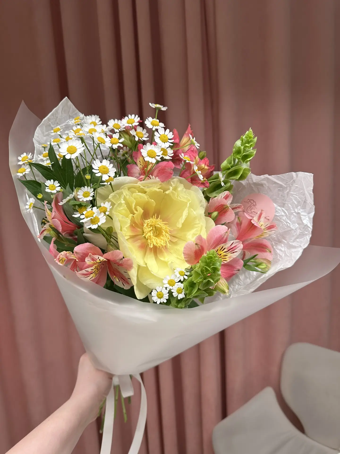 Летний букет 💐 солнечный и яркий 💚

Стоимость: 3300₽ (в наличии на данный момент)