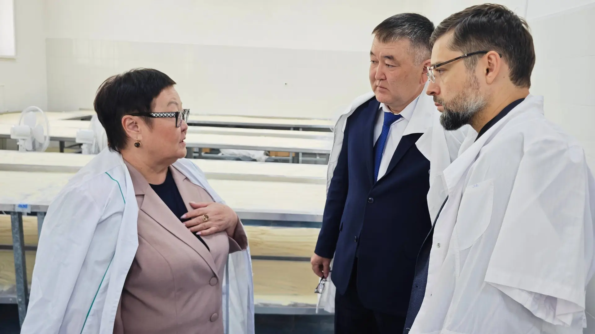 Наше предприятие «Байкал-Биотех» в Осинском районе посетил депутат Государственной Думы Александр Як