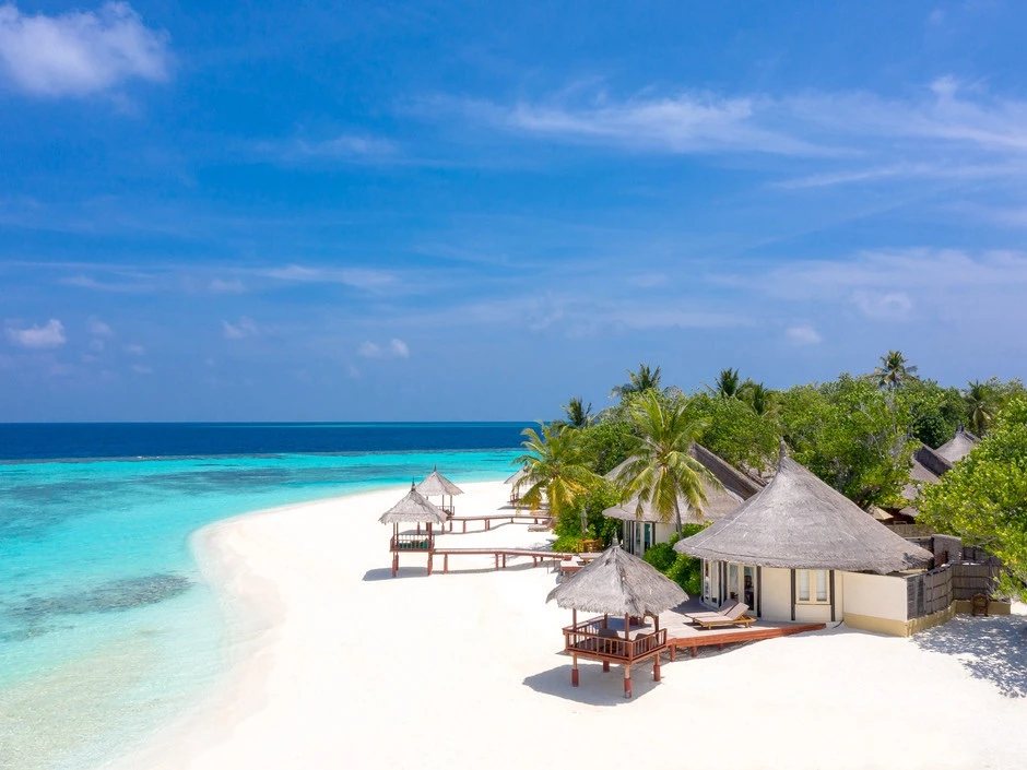 МАЛЬДИВЫ, ГДЕ ОДИН ОТПУСК = ДВА ОСТРОВА 🏝️✨

🌴 BANYAN TREE MALDIVES
Это тот случай, когда вы приез