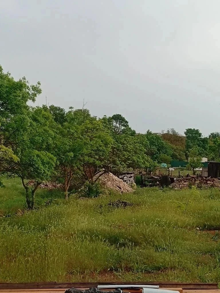 Дорогие подписчики. 
В продаже участок ИЖС в черте пгт. Черноморское. 

🌍пгт. Черноморское, Черномо