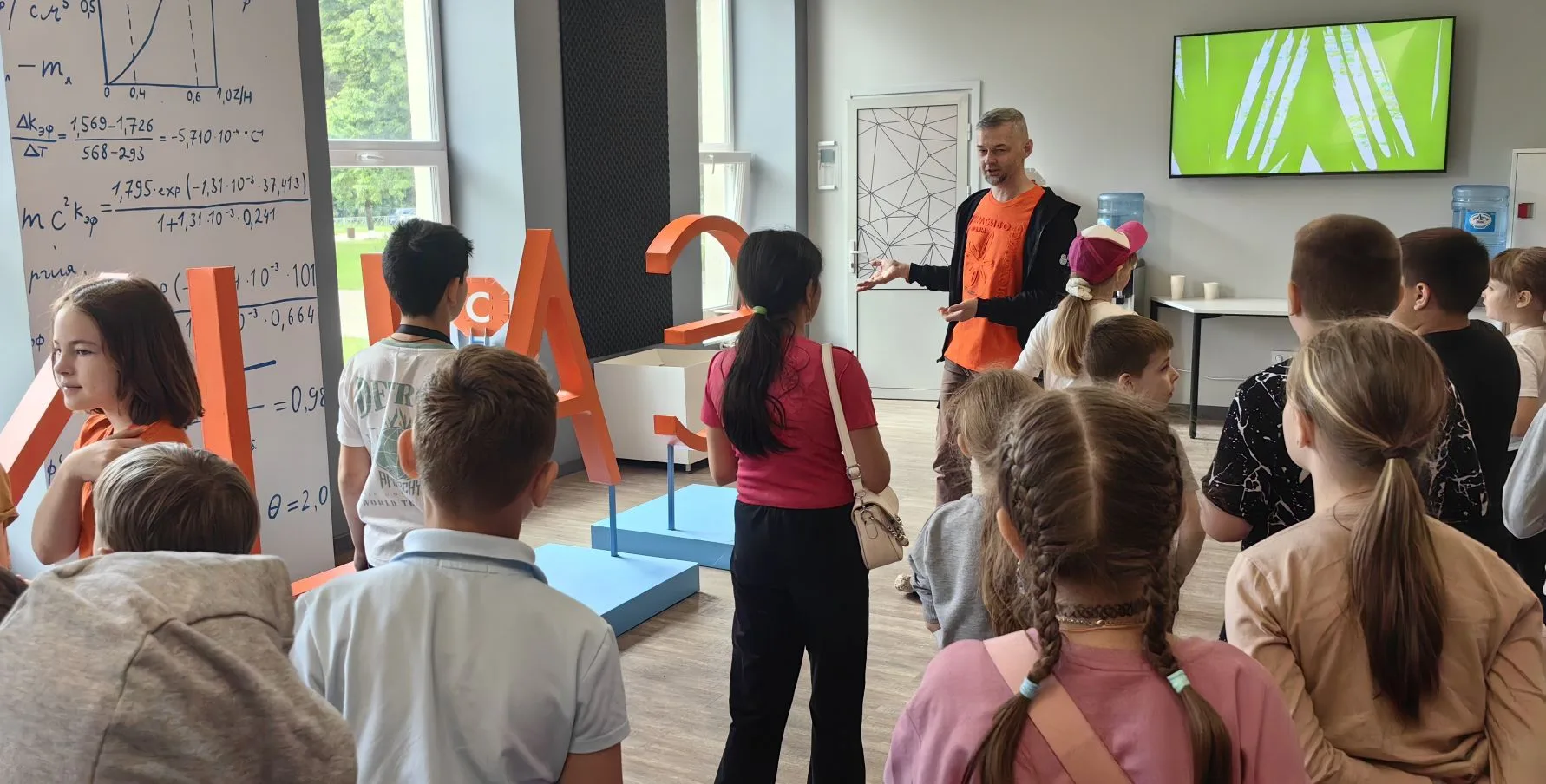 👦👧 1 ИЮНЯ - МЕЖДУНАРОДНЫЙ ДЕНЬ ЗАЩИТЫ ДЕТЕЙ

🍭Этот праздник — напоминание о нашей общей ответстве