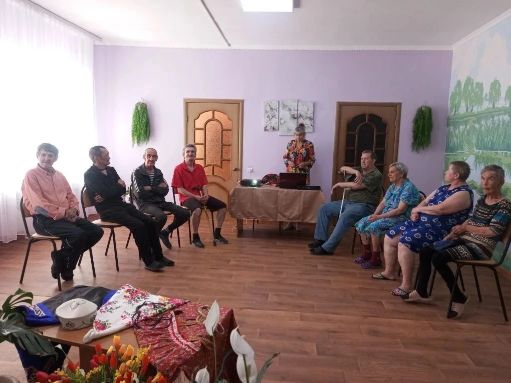 ✨ Викторина «Костюмы народов России»: праздник красок и традиций
🌟Как гласит башкирская пословица: 