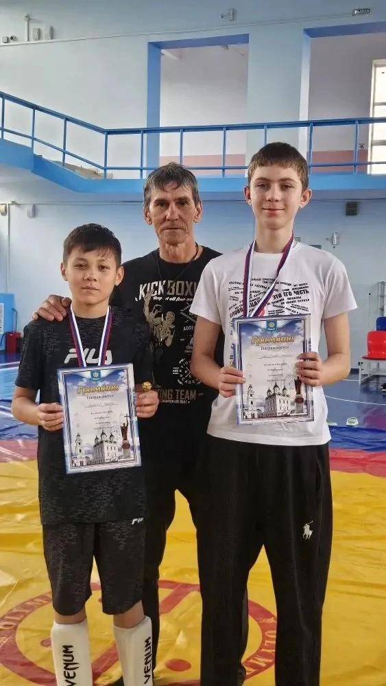 День защиты детей встретили на ринге 🔥 

💪 31 мая, накануне праздника, три сильнейших клуба («Tosu