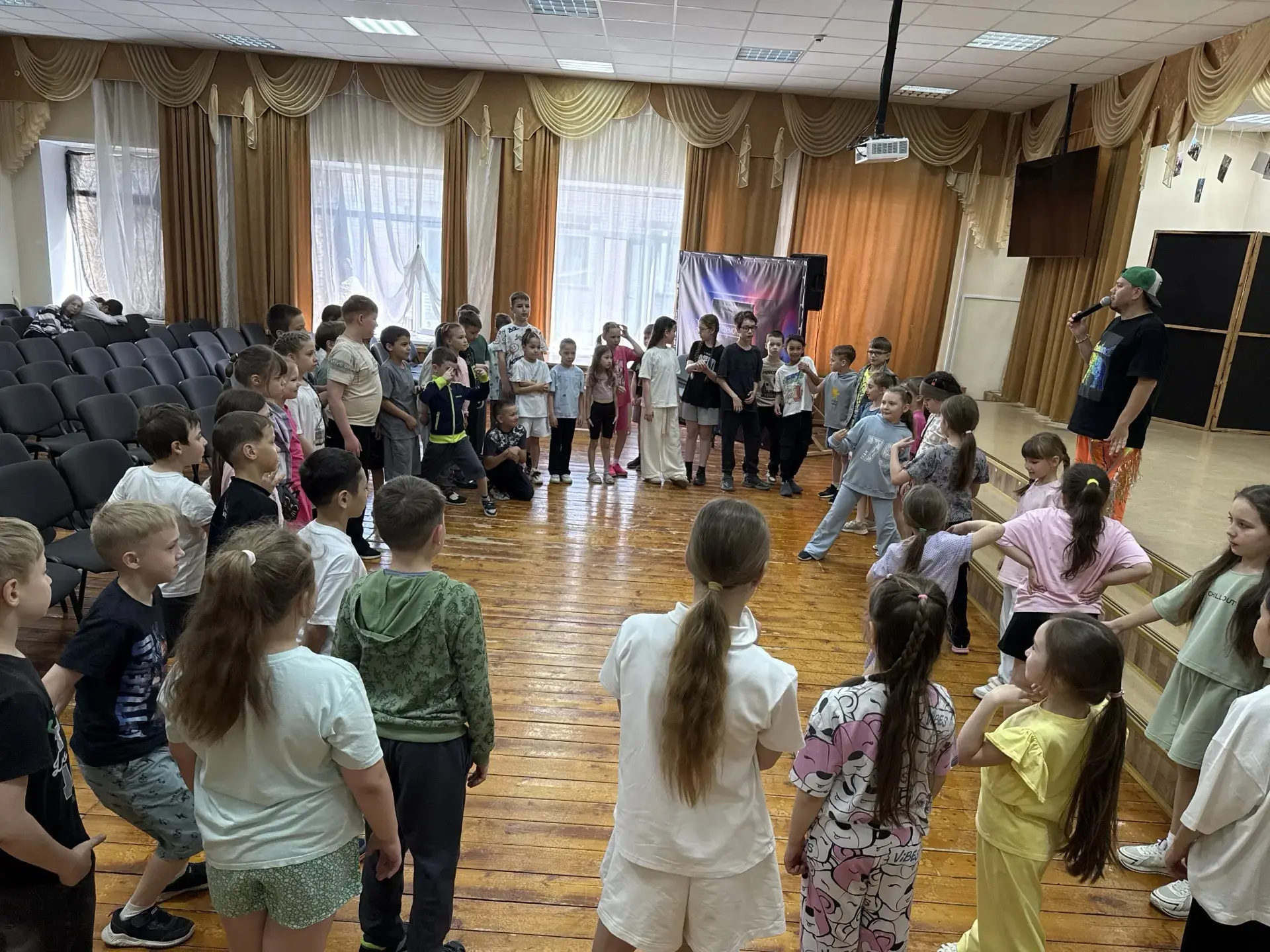 Сегодня прошел 8 день лагерной смены. До обеда для участников лагеря была организована анимационная 