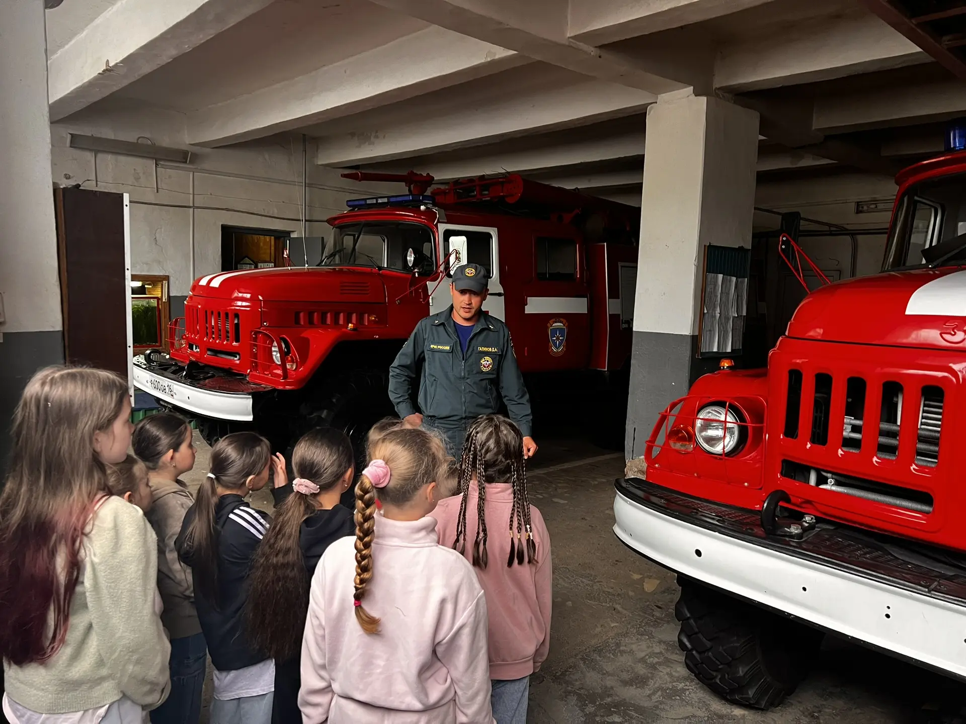 🔥🚒 Увлекательная экскурсия в пожарную часть! 🚒🔥

 Сегодня наши воспитанники СШ «Зилант» отправил