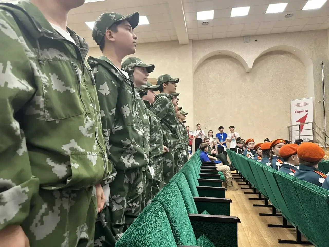🔥 Стартовала «Зарница 2.0» — и наши ребята уже в деле! 🔥

Сегодня команда нашей школы вступила в з