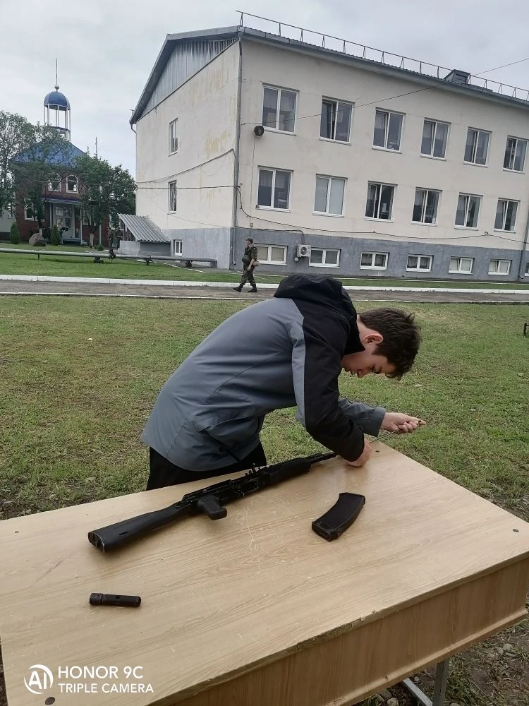 И с вами на связи снова я, военкор команды "Штурм01" Лада📸 Несмотря на пасмурную погоду, у нас здес