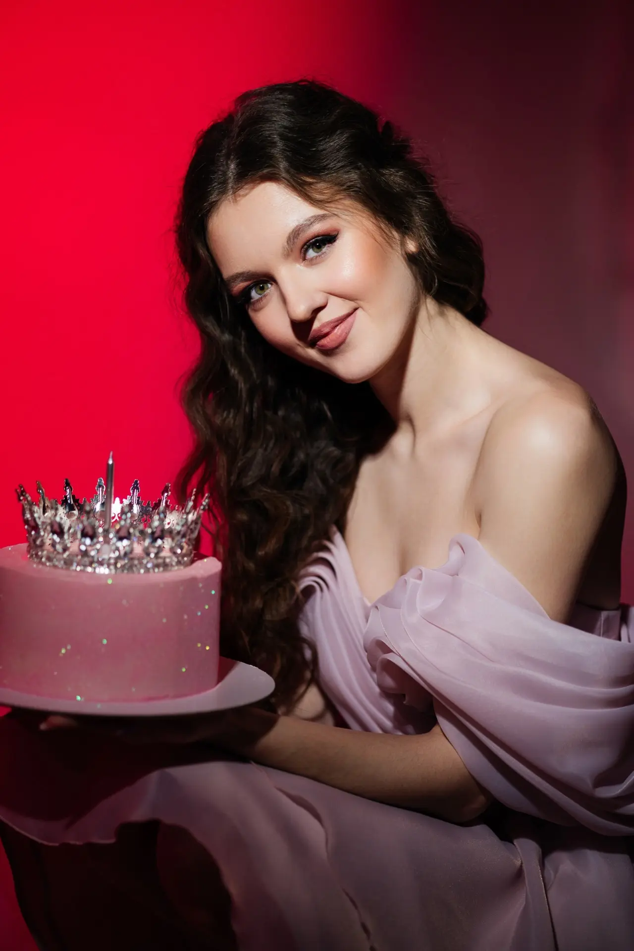 Фотосессия 🎂🎂🎂 вот такие кадры можно сделать в день рождения 🥳 
Для записи на съёмку:
📱8-962-23