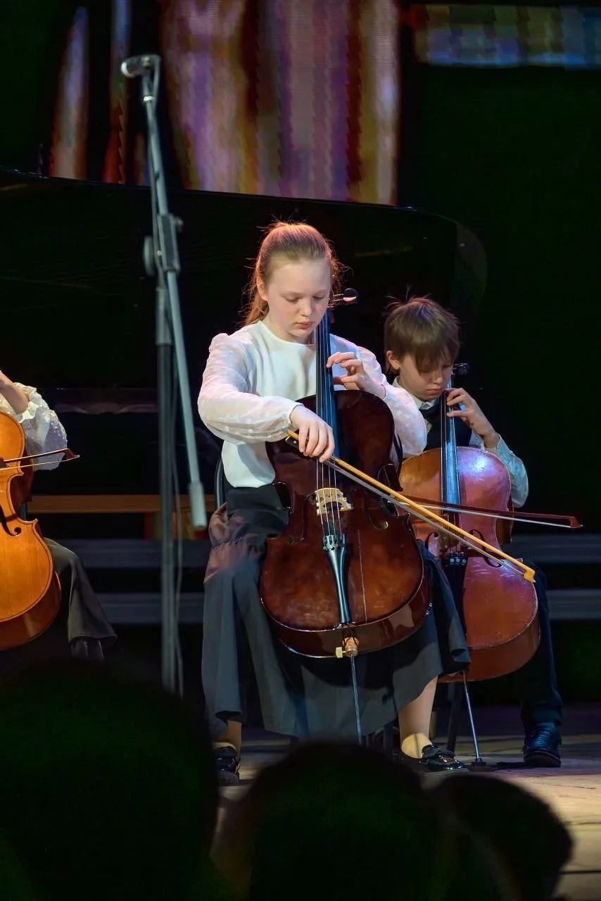 🎼 Поздравляем Эйрих Эмилию (преподаватель Старостина Надежда Геннадьевна, концертмейстер Тарасова Е