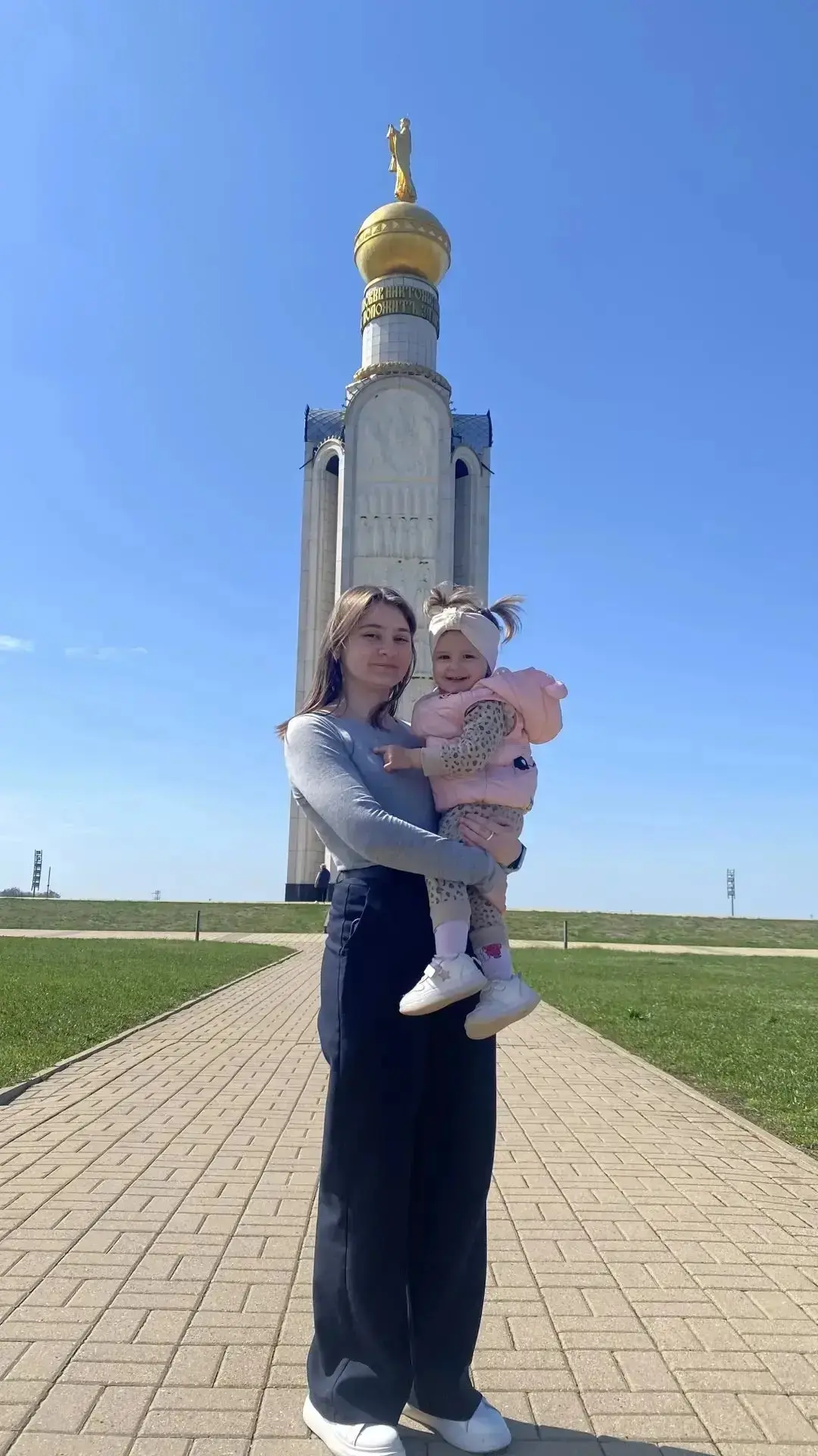 Семья воспитанницы   группы раннего возраста " Теремок'' Дзевульской  Таисии  принимает участие в фо