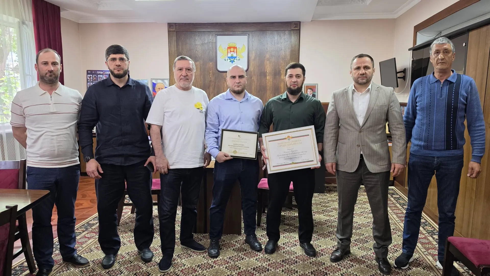 20.05.2026 года Начальник управления спорта и туризма г. Махачкалы, Мурад Мирзагаджиев в торжественн