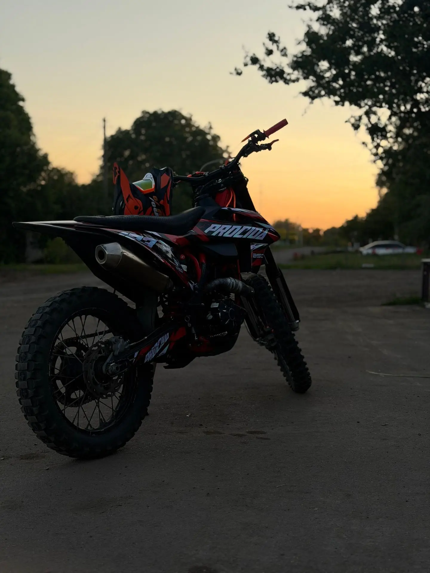 ✅ Оплачено ✅ 
ПРОДАМ  PROCIDA CRF PR300 , цена срочная 140 к . Город снежное . 
Быстрым 135 к 
Номер